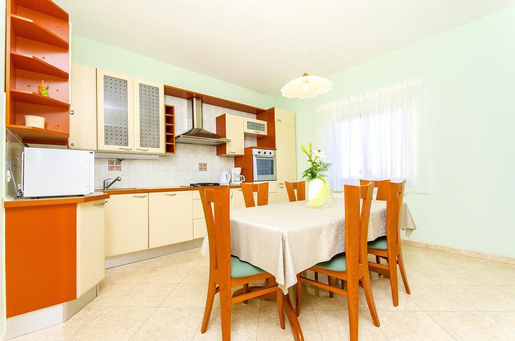 Kaštela Apartment San מראה חיצוני תמונה